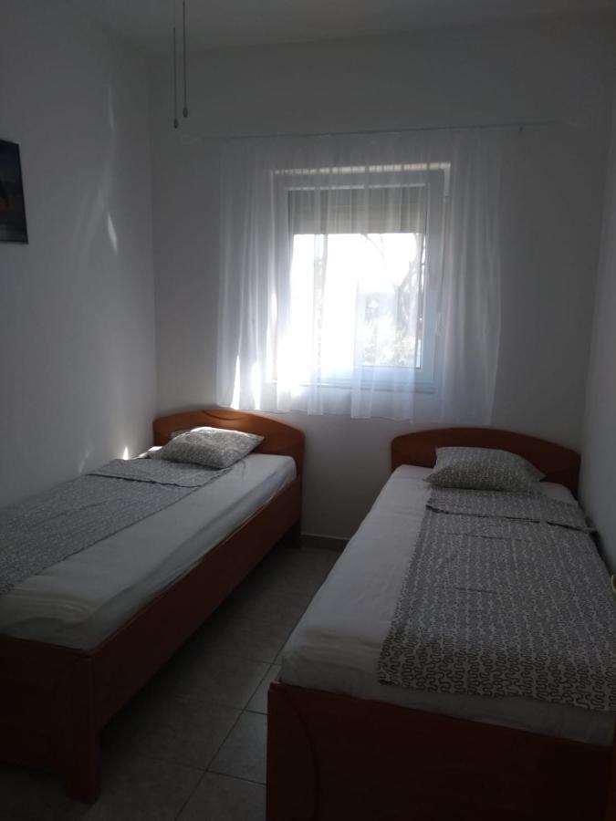 Apartments Matkovic Vir Kültér fotó