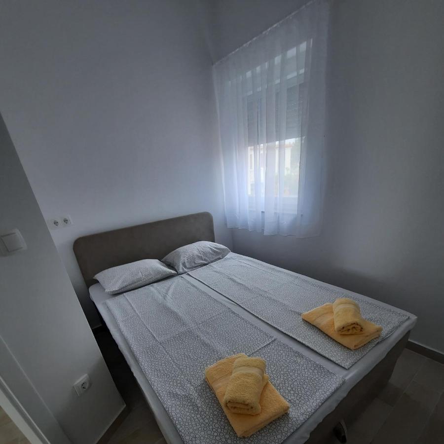 Apartments Matkovic Vir Kültér fotó