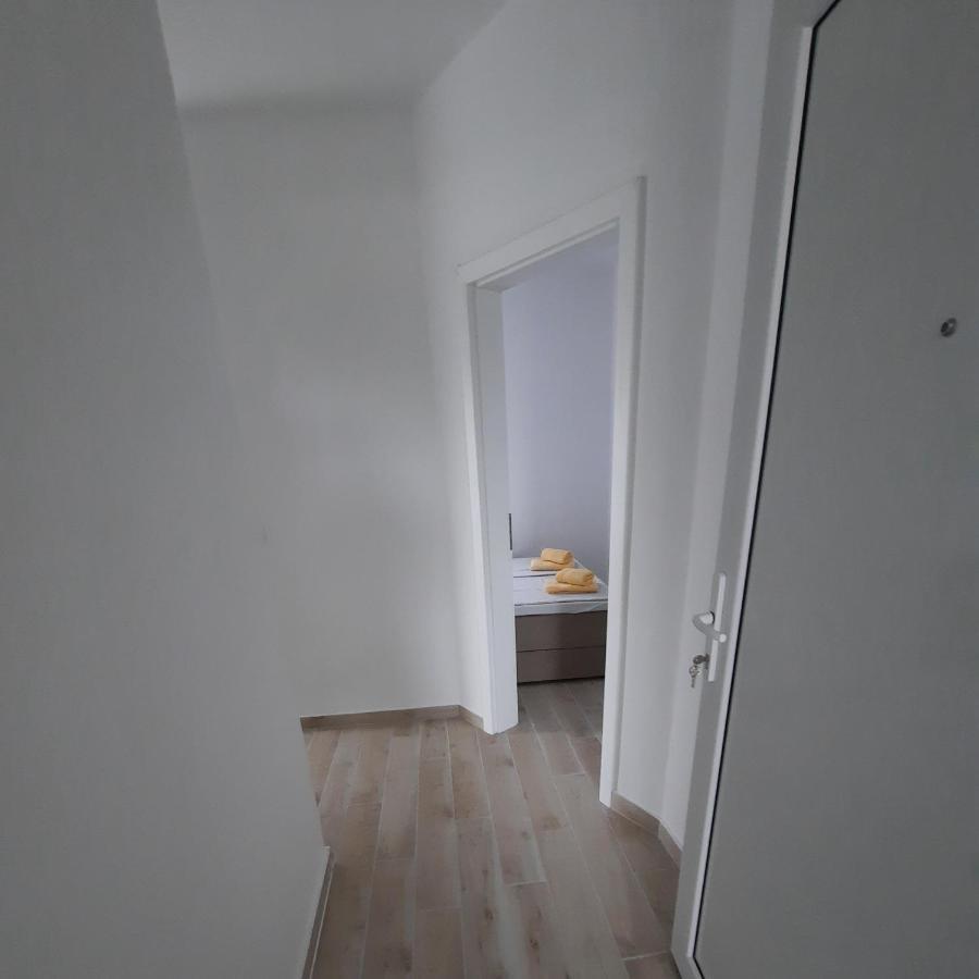 Apartments Matkovic Vir Kültér fotó