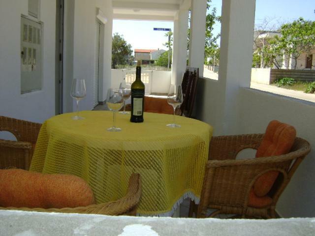 Apartments Matkovic Vir Kültér fotó